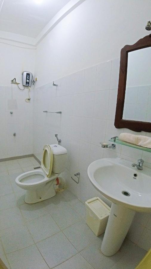 Fort Dew Guest House Галле Экстерьер фото